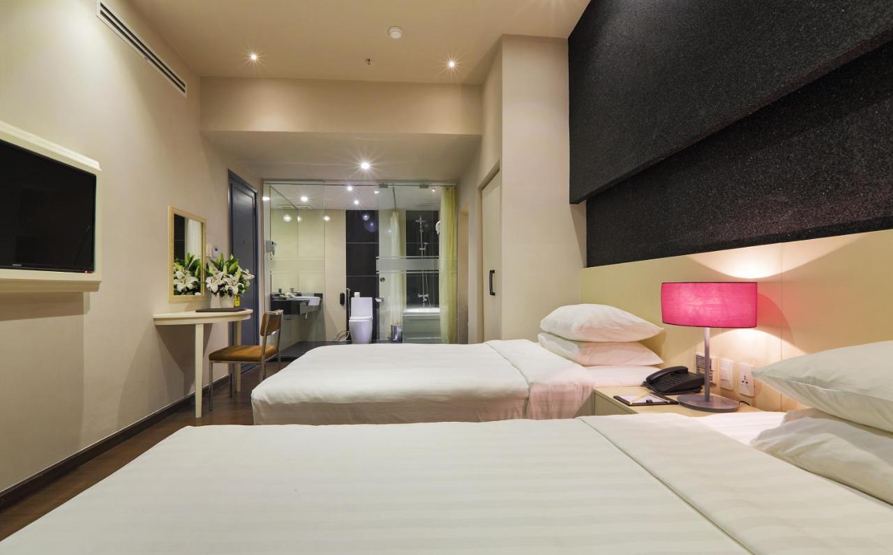Lavender Boutique Hotel Ho Chi Minh City Bagian luar foto